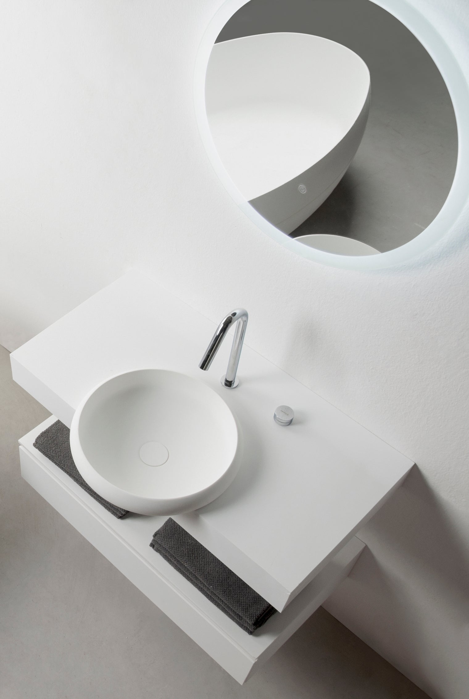 Ardea Semi-Recess Basin (Round)-INFINITE BATH-訂造洗手盆,浴室翻新, small size bathtubs, custom-made bathtub HK,freestanding bathtub Hong Kong, 獨立式 浴缸 香港, premium bathtub brands HK, Where to buy bathtubs in Hong Kong, best custom bathroom furniture HK, Infinite Bath, Infinite浴缸, Cloakroom,Vanities, Mirrors,Bathroom Furniture, 浴室裝修,浴室 櫃 訂造