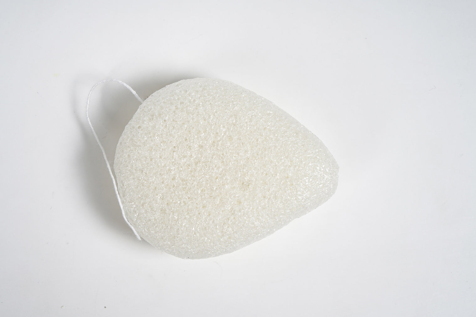 579 Facial Sponge-Bath & Body-INFINITE-訂造洗手盆,浴室翻新, small size bathtubs, custom-made bathtub HK,freestanding bathtub Hong Kong, 獨立式 浴缸 香港, premium bathtub brands HK, Where to buy bathtubs in Hong Kong, best custom bathroom furniture HK, Infinite Bath, Infinite浴缸, Cloakroom,Vanities, Mirrors,Bathroom Furniture, 浴室裝修,浴室 櫃 訂造