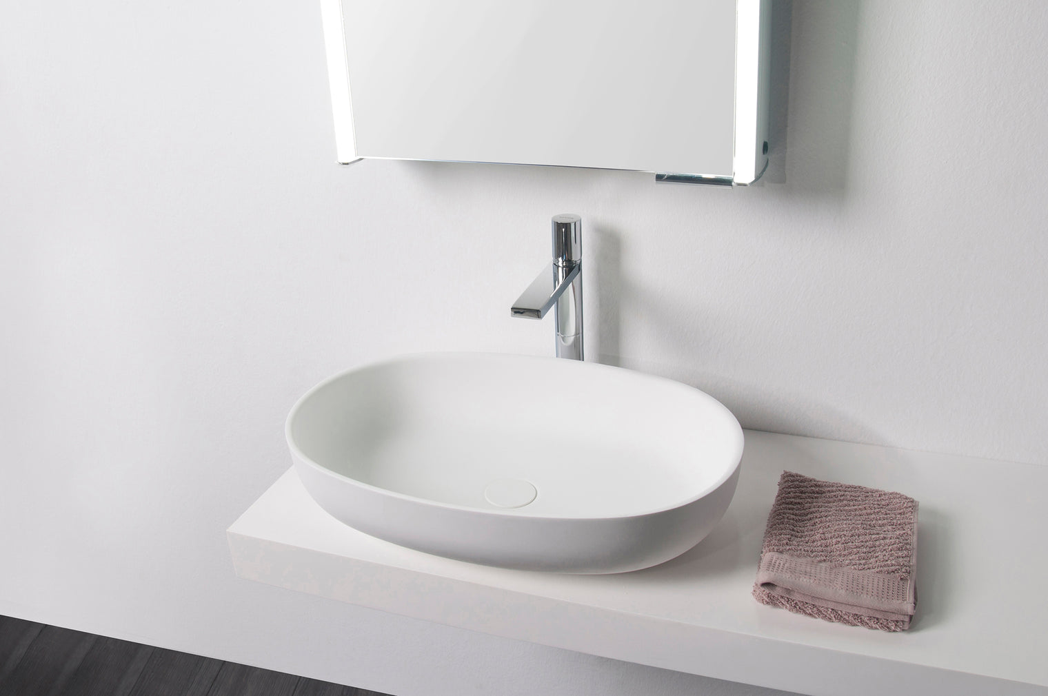 Niagara 60-OVERCOUNTER WASHBASINS-訂造一體無縫洗手盆,Tailor made Washbasins,waterbasin hk, 浴室物料,浴室裝修,訂造洗手盆,浴室翻新,Bathroomware ,Bespoke bathroom,浴室配件,訂造浴室潔具,訂造浴室傢俬,香港 浴室設計 公司,best custom bathroom furniture HK, Infinite Bath