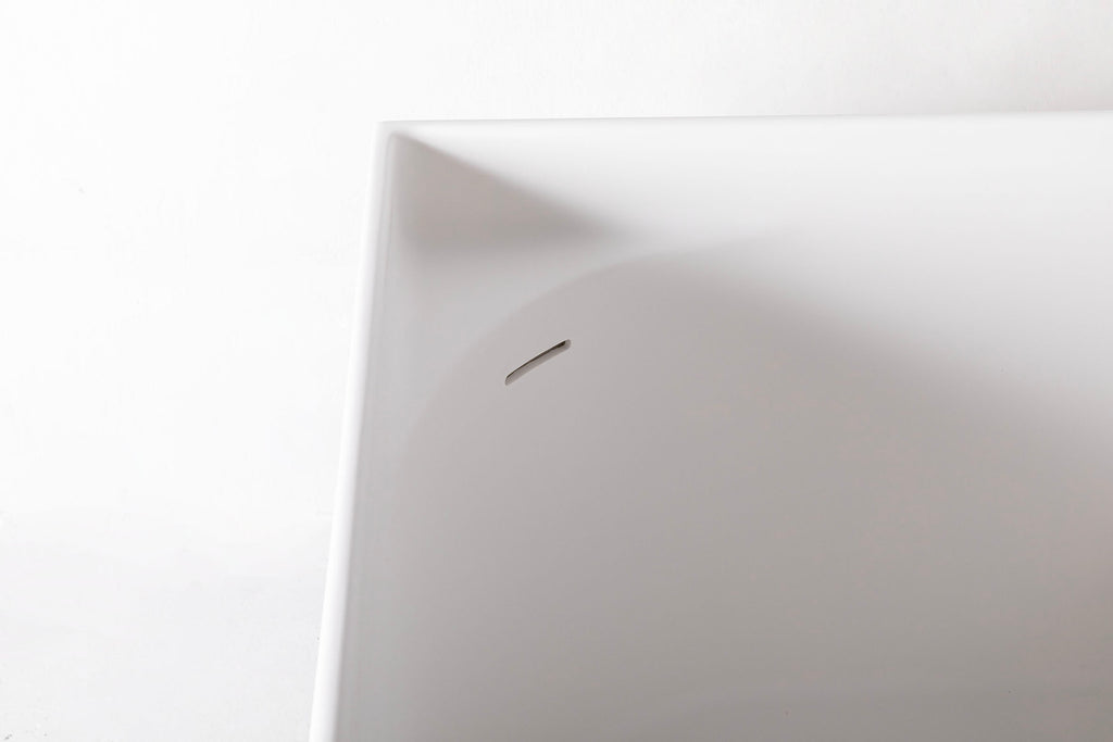 Rovigo 120R Freestanding Solid Surfaces Quarter Bathtub Rovigo系列1米2矩型人造石獨立式蝸居浴缸採用特別溢水設計