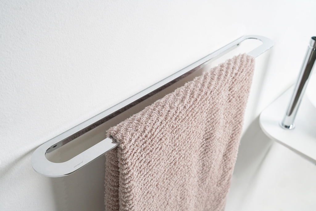 INFINITE | BARN Towel Rail 60 | Zinc base, Brass pipe