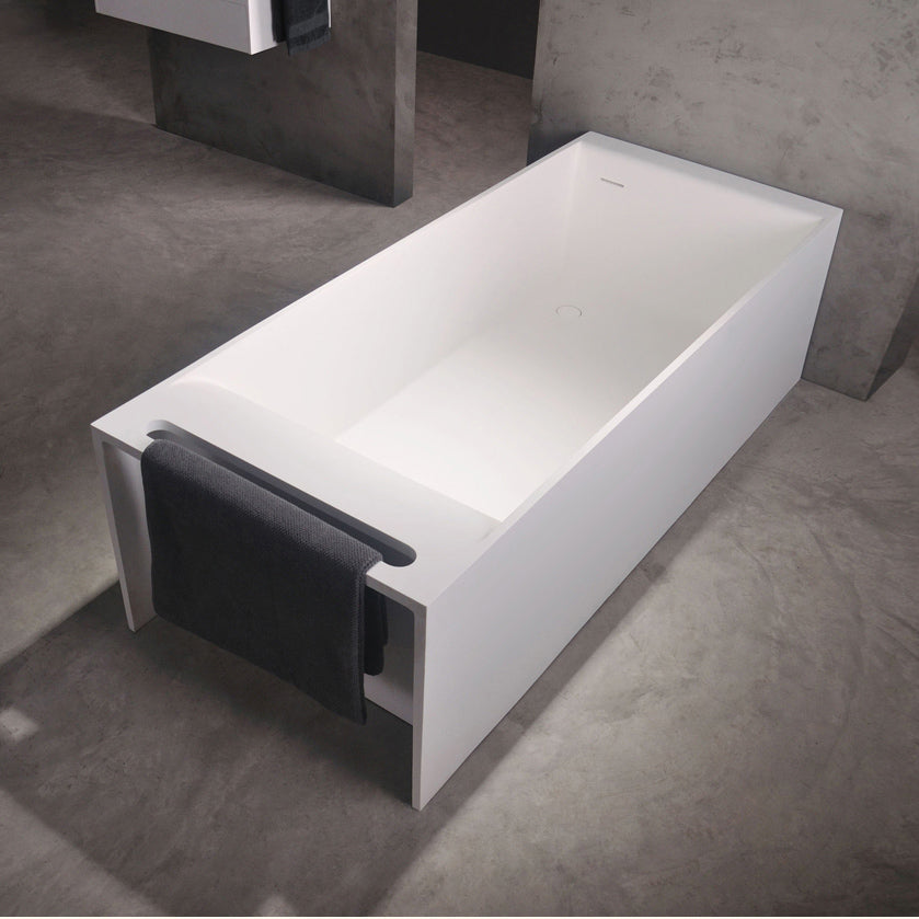 INFINITE | Christianssand 190 Bathtub | INFINITE Solid Surfaces