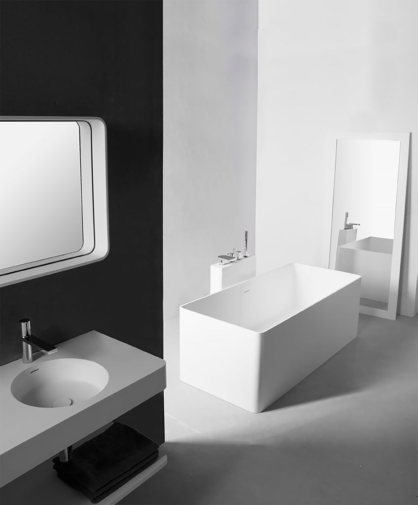 INFINITE | Cirque 160 Bathtub | INFINITE Solid Surfaces