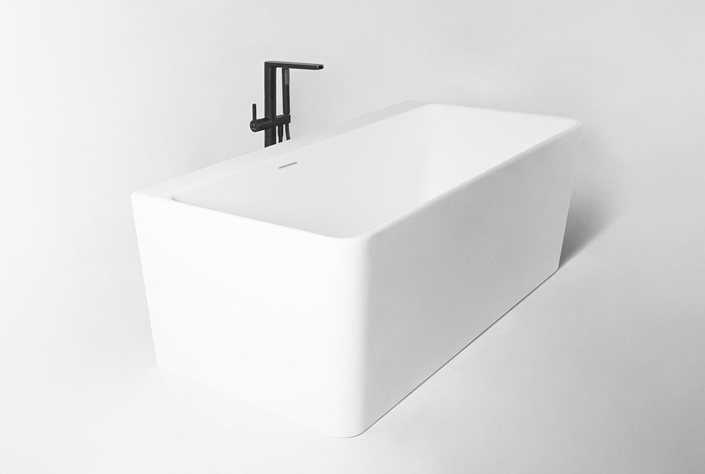 INFINITE | Venice 165 Bathtub | INFINITE Solid Surfaces