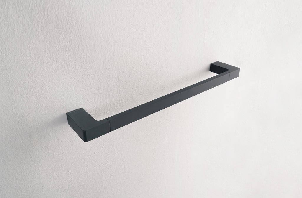 INFINITE | WIEN Towel Rail 60 | Zinc base, Brass pipe