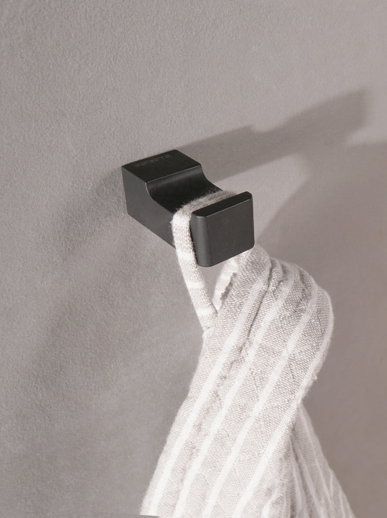 INFINITE | WIEN Robe Hook | Zinc base, Brass pipe