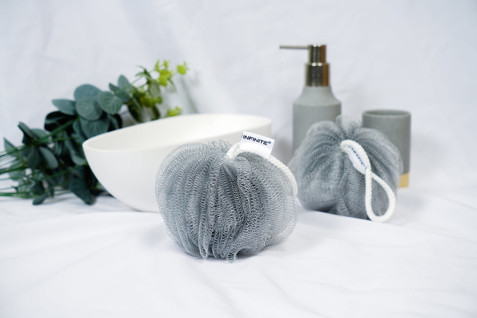 INFINITE | 588 Loofah-Charcoal Bath Sponge | Loofah-Charcoal