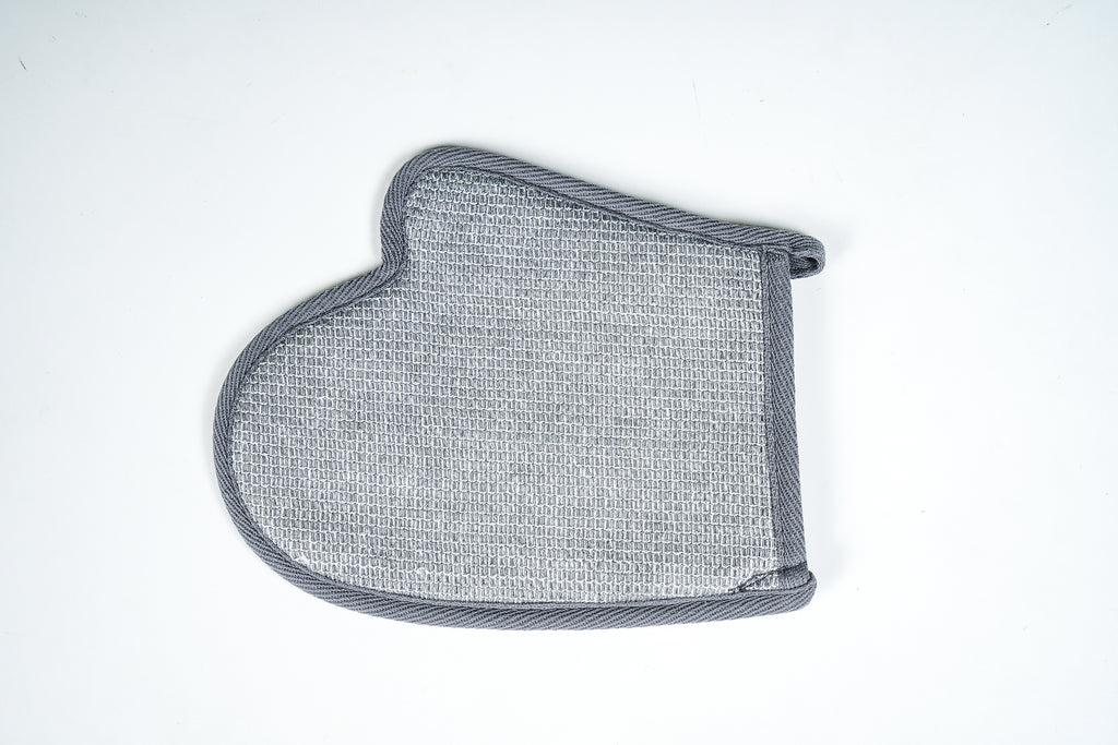 INFINITE | 598 Charcoal Bath Body Mittens | Charcoal