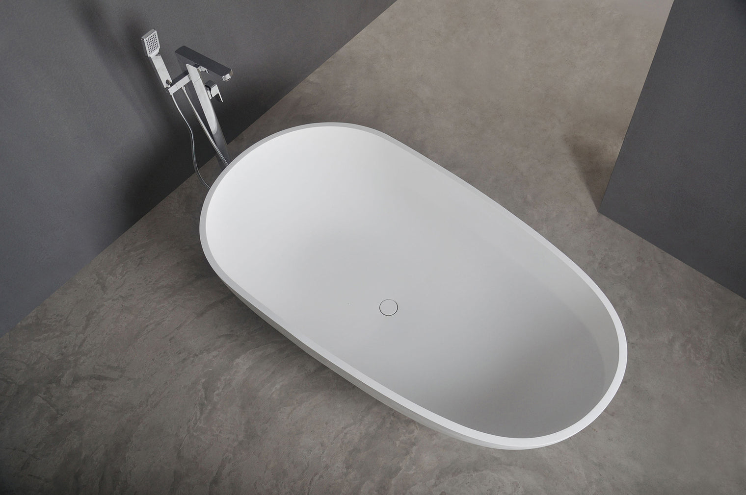 Erba 169 Freestanding Solid Surfaces Egg Bathtub Erba系列1米6蛋型人造石獨立式大浴缸採用特別溢水設計