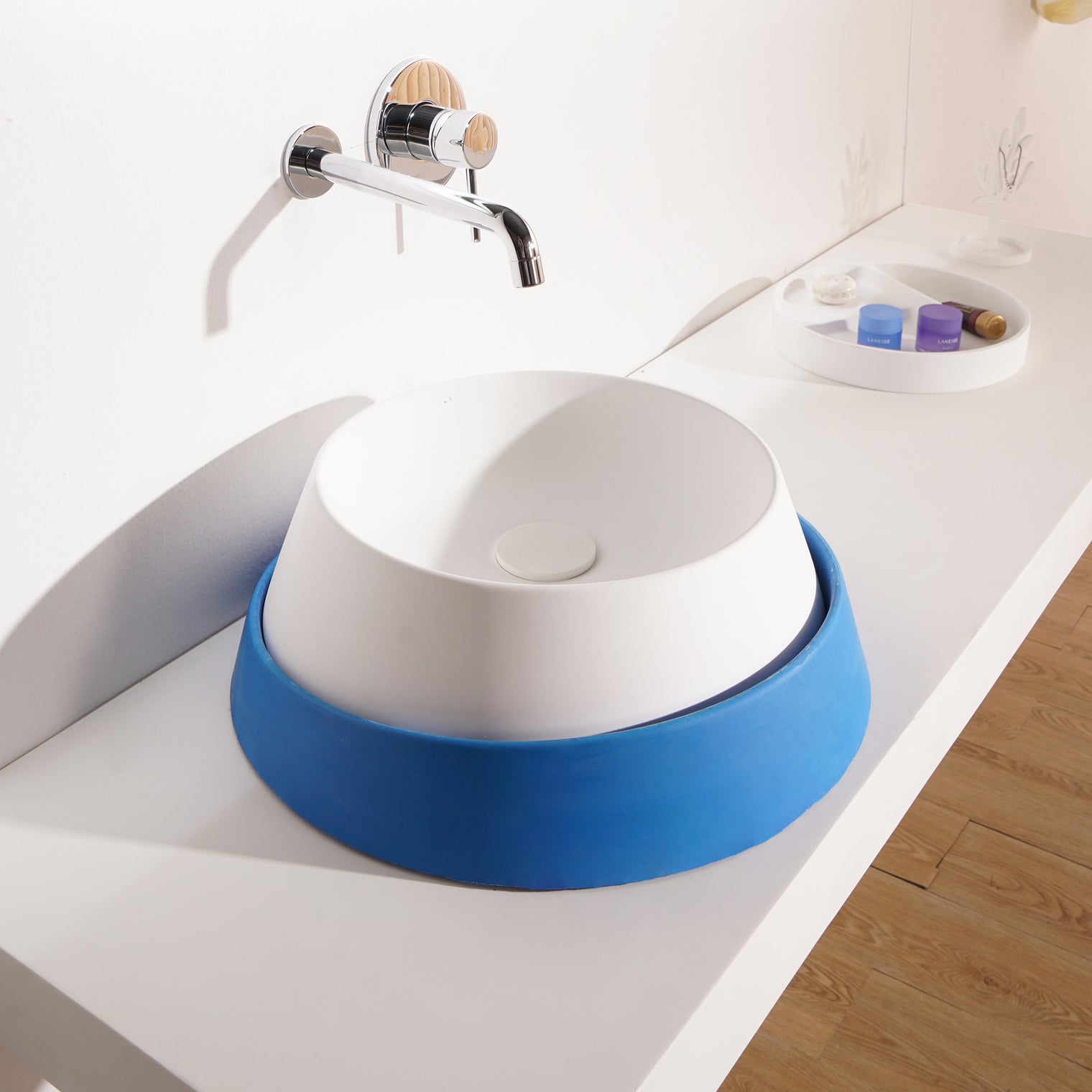 Fujisan D45 Designer Round Solid Surfaces Overcounter Washbasin Fujisan系列45CM圓型人造石設計師檯上式臉盆採用特別溢水設計