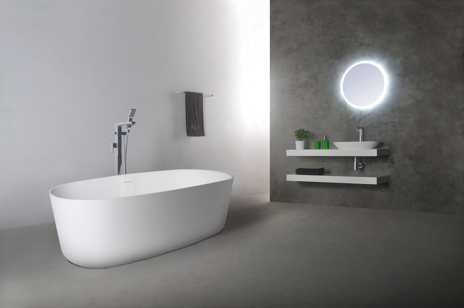 Niagara (Oval) 168 Freestanding Solid Surfaces Oval Bathtub Niagara系列1米6鵝蛋型人造石獨立式大浴缸採用特別溢水設計