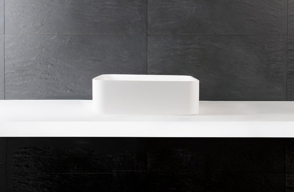 Super Thin Edge RS 40 Rounded Square Solid Surfaces Overcounter Washbasin Super Thin Edge系列超薄邊40厘米圓角正方型膚感人造石台上洗手盆