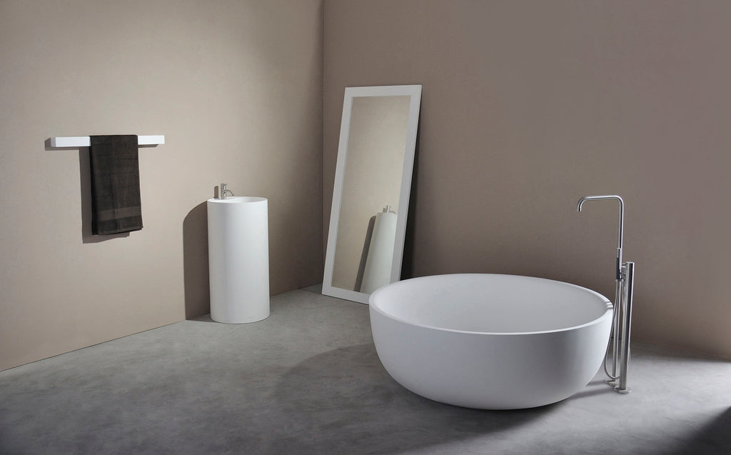 Torino 135 Freestanding Designer Solid Surfaces Round Bathtub Torino系列1米3圓型人造石設計師獨立式浴缸採用特別溢水設計
