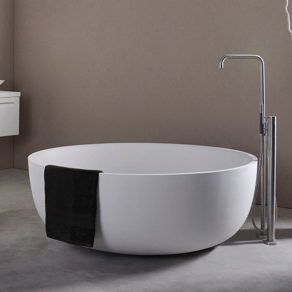 Torino 135 Freestanding Designer Solid Surfaces Round Bathtub 1米3圓型人造石設計師獨立式浴缸採用特別溢水設計